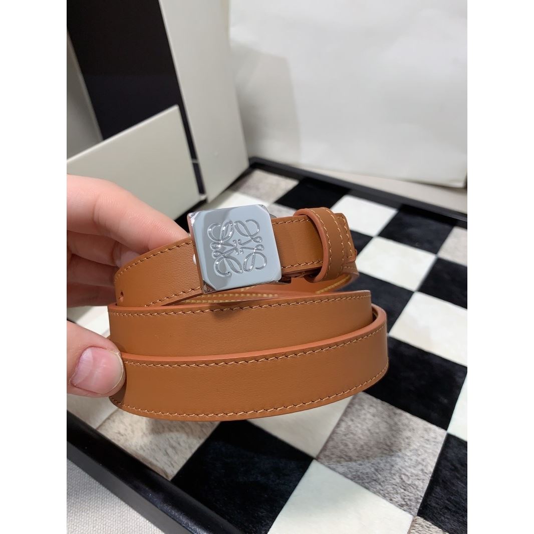 L0ew* belts